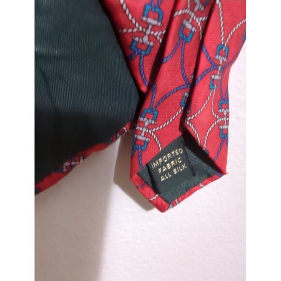 Bert Pulitzer Textured Silk Red Tie Made In USA Red Blue White Chain Pattern - Picture 4 of 4